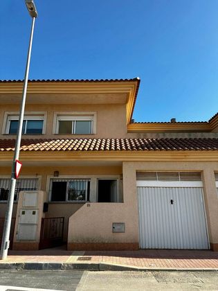 Foto 1 de Casa en venda a Lobosillo de 3 habitacions amb terrassa i garatge