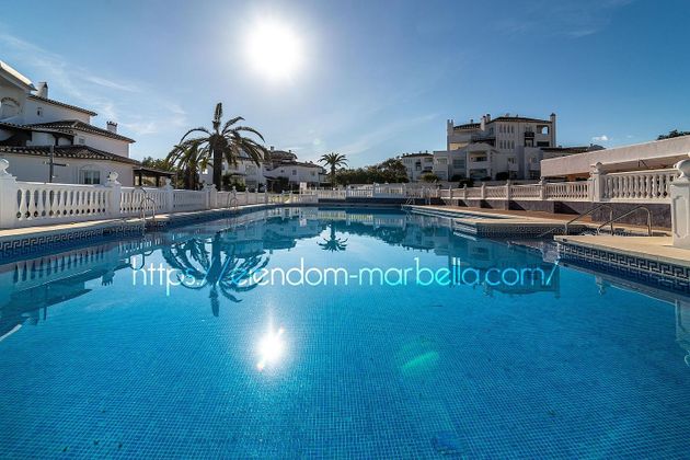 Foto 2 de Ático en venta en calle Elviria del Sol de 2 habitaciones con terraza y piscina