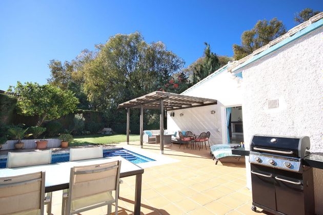 Foto 2 de Chalet en venta en calle Ibiza de 4 habitaciones con terraza y piscina