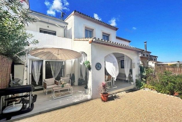 Foto 1 de Casa adossada en venda a Pedreguer de 3 habitacions amb terrassa i piscina