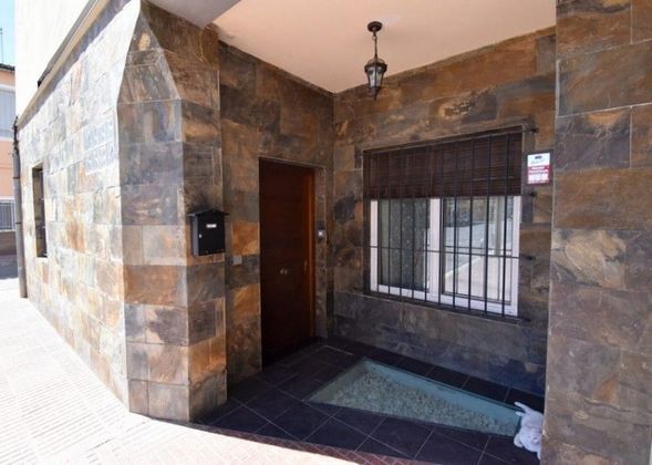 Foto 1 de Piso en venta en San Juan de Énova de 3 habitaciones con terraza y piscina