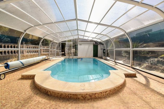 Foto 2 de Casa en venta en Simat de la Valldigna de 4 habitaciones con terraza y piscina