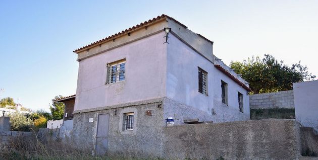 Foto 1 de Venta de casa en Monserrat de 3 habitaciones con piscina y jardín
