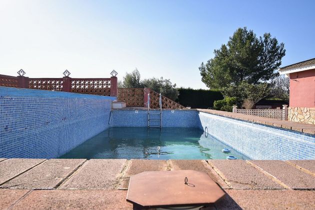 Foto 2 de Venta de casa en Monserrat de 3 habitaciones con terraza y piscina