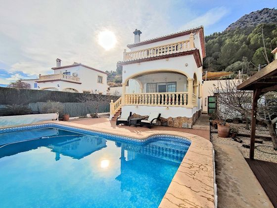 Foto 1 de Casa en venta en Sagra de 3 habitaciones con terraza y piscina