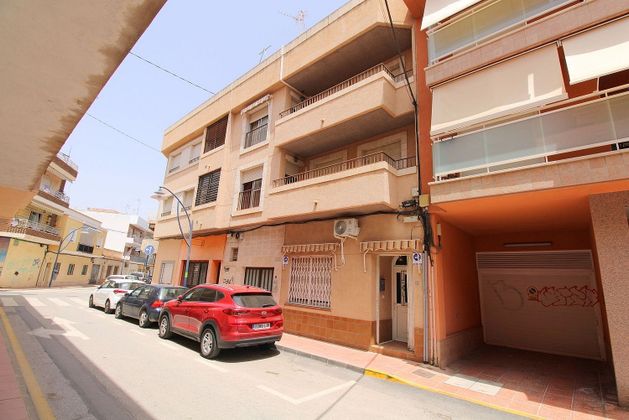 Foto 1 de Venta de piso en Santiago de la Ribera de 3 habitaciones con terraza y balcón