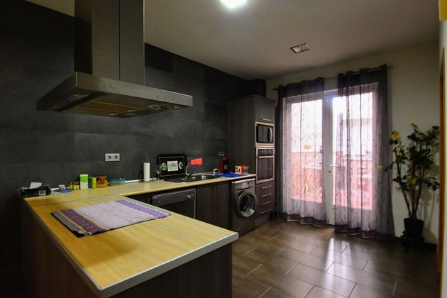 Foto 2 de Casa en venda a Villanueva de Castellón de 5 habitacions amb terrassa i garatge