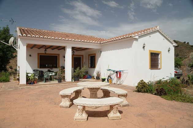Foto 1 de Casa rural en venda a Casarabonela de 2 habitacions amb terrassa i piscina