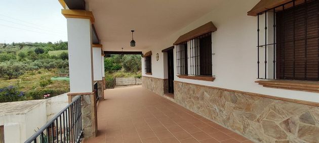 Foto 1 de Casa rural en venta en Casarabonela de 4 habitaciones con terraza y jardín