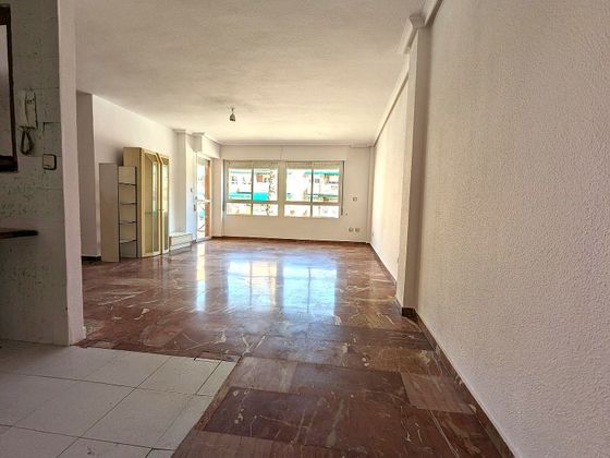 Foto 1 de Piso en alquiler en calle Ermita Vieja de 2 habitaciones con garaje y balcón