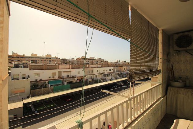 Foto 1 de Pis en venda a Massanassa de 4 habitacions amb balcó i aire acondicionat