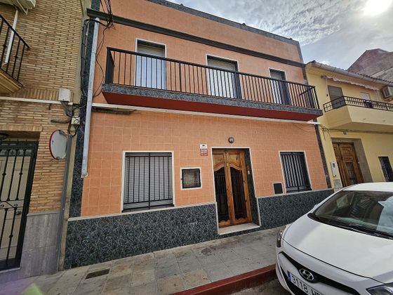 Foto 1 de Venta de chalet en Puig ciudad de 4 habitaciones con terraza y garaje