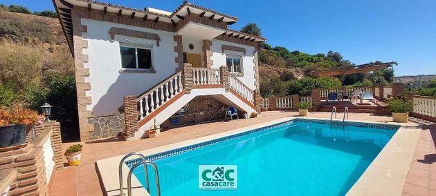 Foto 1 de Casa rural en venda a calle Pago Castillo de 3 habitacions amb terrassa i piscina