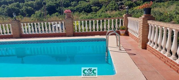 Foto 2 de Venta de casa rural en calle Pago Castillo de 3 habitaciones con terraza y piscina