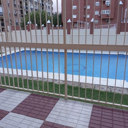 Foto 1 de Pis en venda a Valdeastillas - Fuentezuelas de 2 habitacions amb piscina i garatge