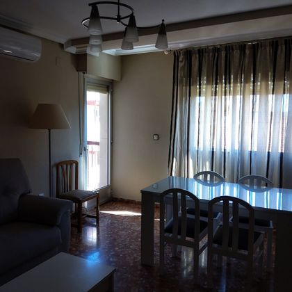 Foto 2 de Pis en lloguer a San Bartolomé - Millán de Priego de 4 habitacions amb terrassa i mobles