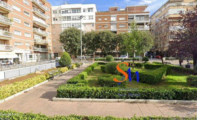 Foto 1 de Piso en venta en Santa Marina - La Paz de 5 habitaciones con terraza y garaje