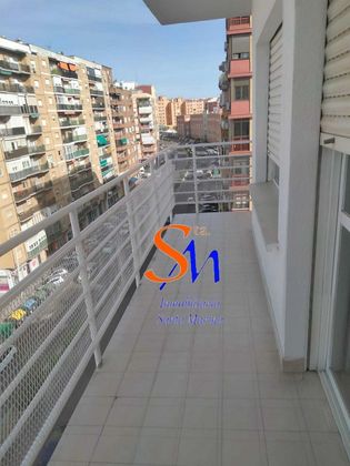 Foto 2 de Pis en venda a Santa Marina - La Paz de 2 habitacions amb terrassa i aire acondicionat