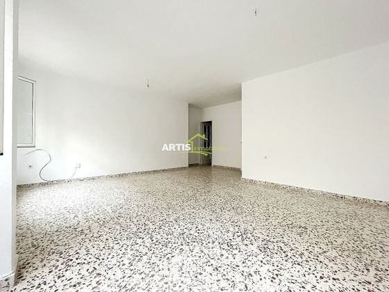 Foto 2 de Piso en venta en Puente Genil de 3 habitaciones y 105 m²
