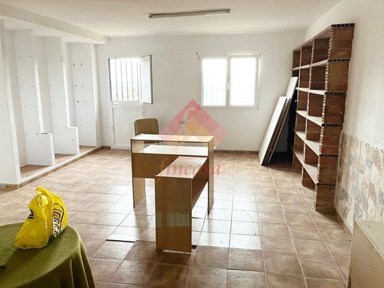 Foto 1 de Venta de casa en Cortes de la Frontera de 3 habitaciones y 192 m²