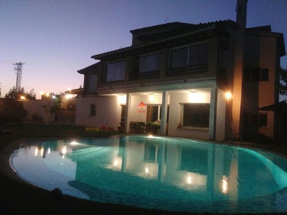 Foto 1 de Xalet en venda a Arriate de 3 habitacions amb terrassa i piscina