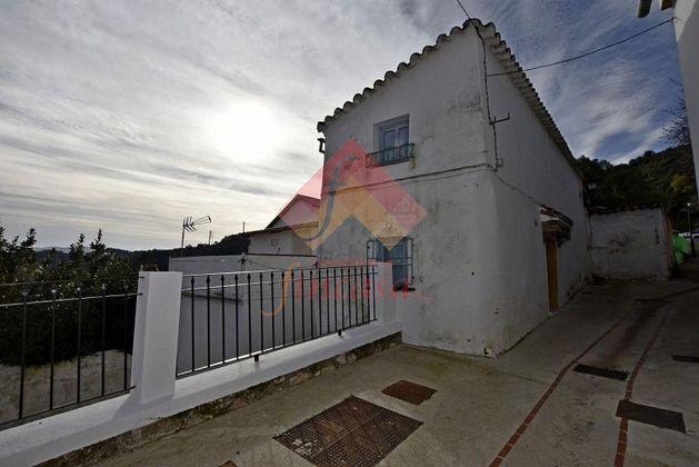 Foto 1 de Casa en venda a Benadalid de 3 habitacions i 88 m²