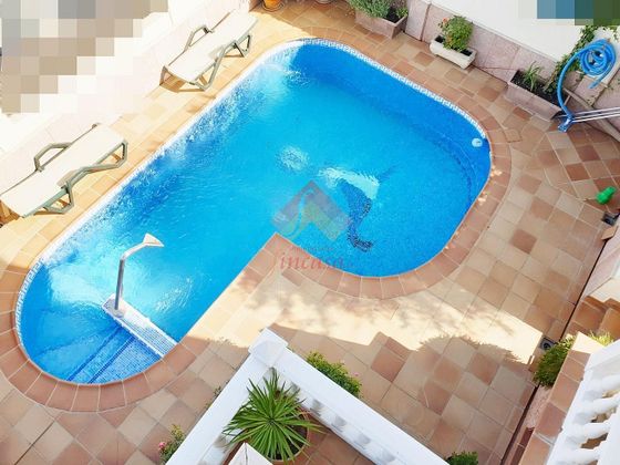 Foto 2 de Casa en venta en Ronda de 6 habitaciones con terraza y piscina