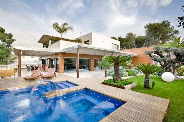 Foto 1 de Xalet en venda a Entrepinos de 5 habitacions amb terrassa i piscina