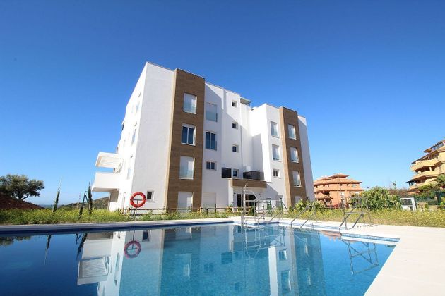 Foto 1 de Ático en alquiler en calle Estrella de Mar de 3 habitaciones con terraza y piscina