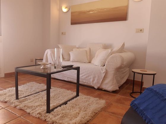 Foto 2 de Àtic en venda a calle Malaga de 2 habitacions amb terrassa i balcó