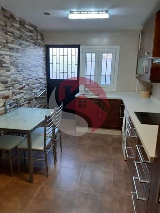 Foto 1 de Casa adossada en venda a La Unión - Cruz de Humilladero - Los Tilos de 3 habitacions amb terrassa i garatge