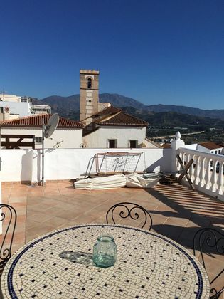 Foto 2 de Casa adossada en venda a Salobreña de 3 habitacions amb terrassa i balcó