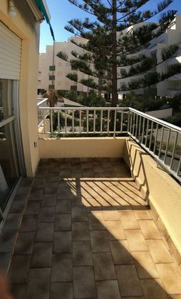 Foto 2 de Piso en venta en Salobreña de 4 habitaciones con terraza y piscina