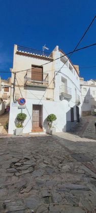 Foto 1 de Casa en venda a Guajares (Los) de 7 habitacions amb terrassa