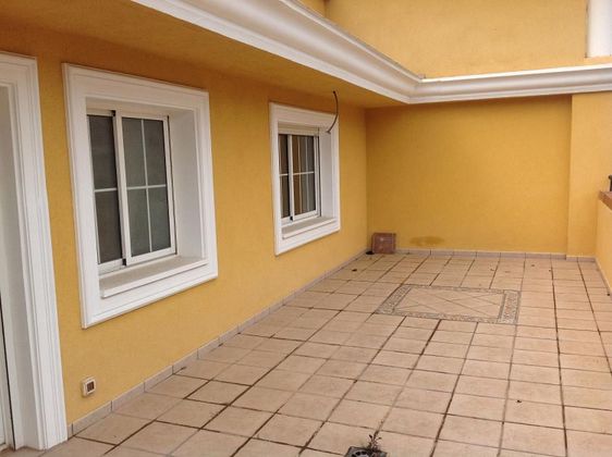 Foto 1 de Àtic en venda a Xàtiva de 4 habitacions amb terrassa i garatge