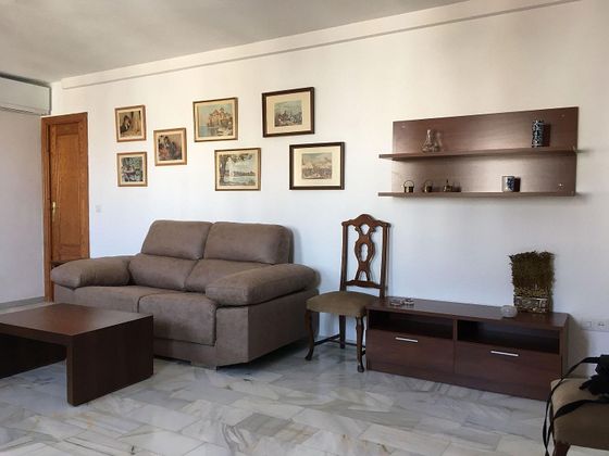 Foto 2 de Ático en alquiler en San Matías - Realejo de 2 habitaciones con terraza y muebles