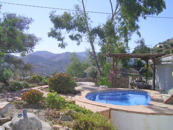 Foto 1 de Casa en venda a Colmenar de 6 habitacions amb terrassa i piscina