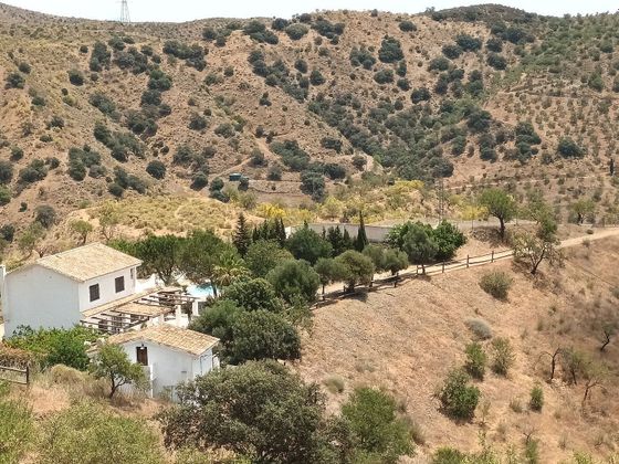 Foto 1 de Casa rural en venda a Álora de 4 habitacions amb terrassa i piscina