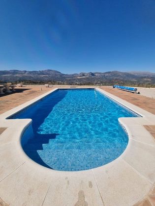 Foto 1 de Casa en venda a Colmenar de 4 habitacions amb terrassa i piscina