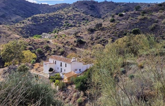 Foto 1 de Casa rural en venda a Álora de 8 habitacions amb terrassa i jardí