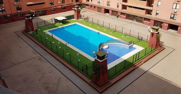Foto 2 de Pis en venda a Colores - Entreparques de 3 habitacions amb piscina i garatge