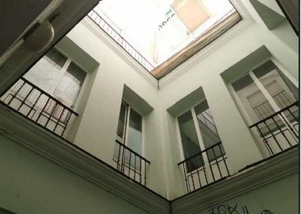 Foto 1 de Edifici en venda a San Lorenzo de 678 m²
