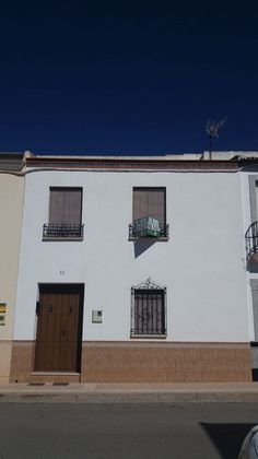 Foto 1 de Casa adosada en venta en calle El Carmen de 5 habitaciones con terraza y calefacción