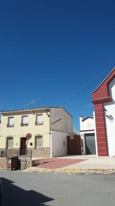 Foto 2 de Venta de casa adosada en calle San Sebastián de 5 habitaciones y 130 m²