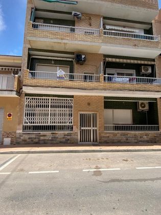 Foto 2 de Venta de piso en calle Crucero Baleares de 3 habitaciones con terraza y balcón