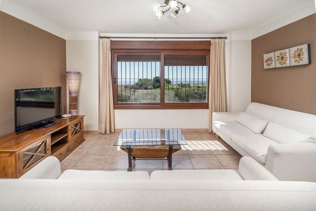 Foto 2 de Casa adossada en lloguer a calle Jardines de Zahara de 3 habitacions amb terrassa i piscina