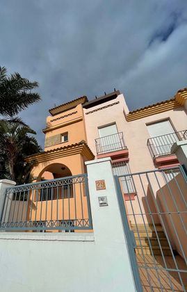 Foto 2 de Casa en venda a Tarifa de 3 habitacions amb terrassa i piscina