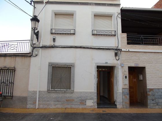 Foto 2 de Casa en venda a calle Pasos de 4 habitacions amb terrassa i garatge