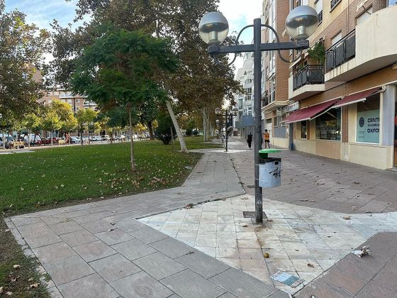 Foto 2 de Venta de local en avenida Príncipe de Asturias de 115 m²