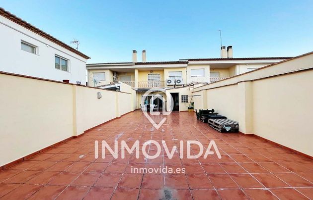 Foto 2 de Casa en venta en carretera Madrid de 4 habitaciones con terraza y piscina